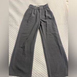 Abercrombie grey trouser